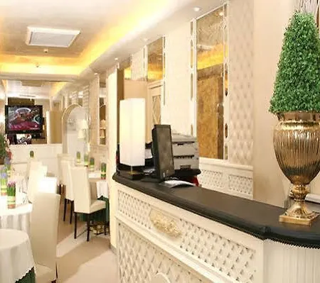 瓦莱酒店 酒店